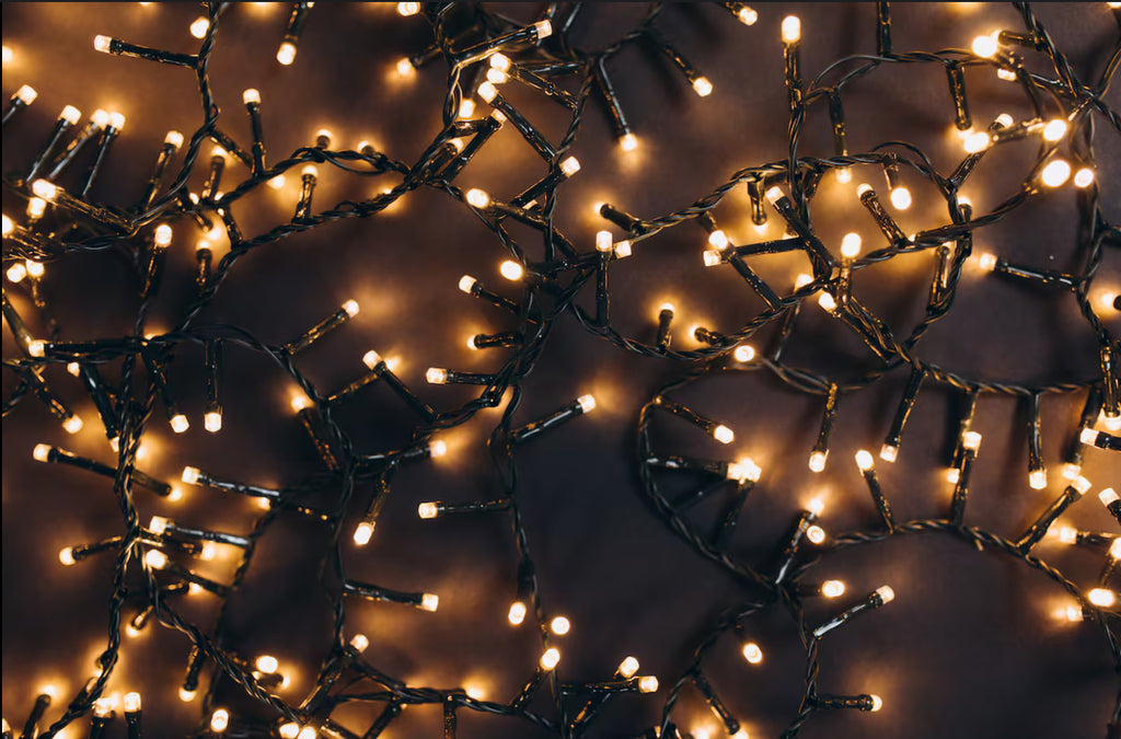 Luces Navideñas LED Pisca Pisca – Ilumina tu Navidad con Magia y Estilo